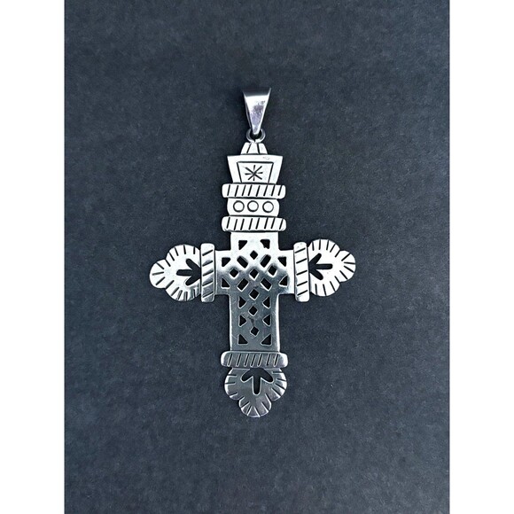 Vintage 925 Sterling Silver Large Cross From Mexico. - Picture 1 of 7